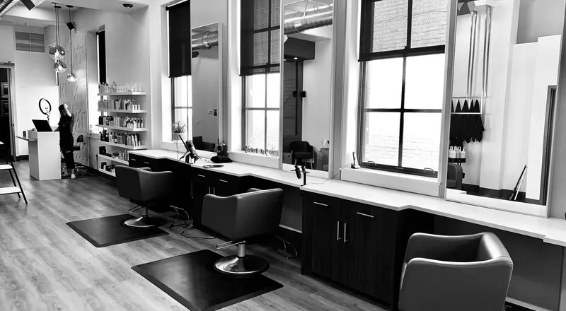 Studio Noir - Friseursalon Website Konzept