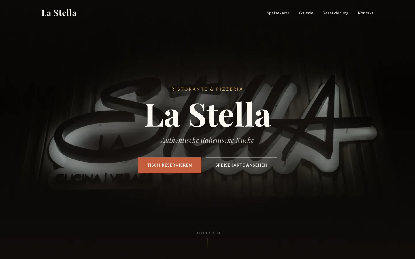 Desktop-Ansicht der La-Stella-Demo: Startseite des Ristorante La Stella mit Restaurantfoto und Button Tisch reservieren